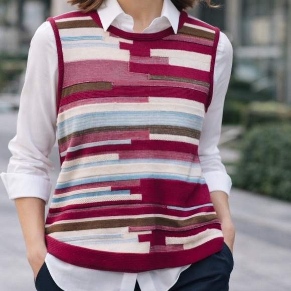 St John Wool magenta pink with stripes sweater vest size Medium - Picture 10 of 10